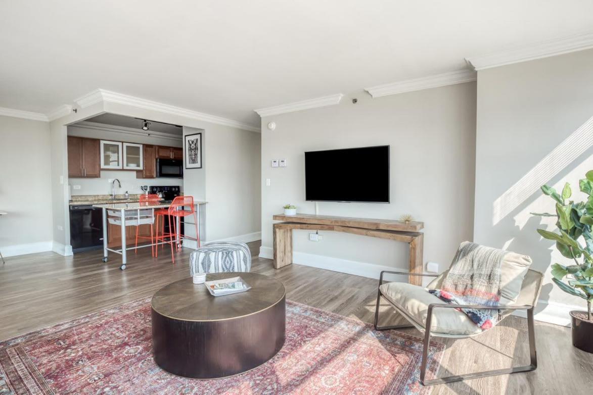 Cozysuites 800 Tower 1Br With Gym! 10 Louisville Esterno foto