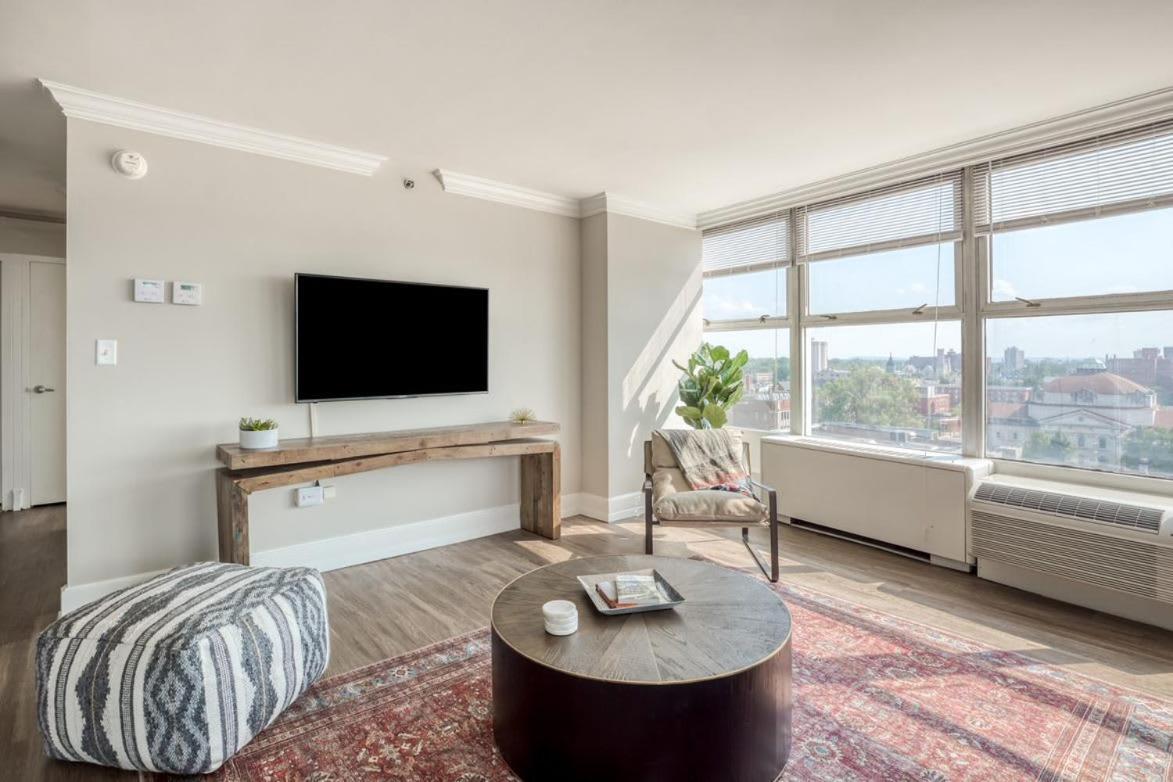 Cozysuites 800 Tower 1Br With Gym! 10 Louisville Esterno foto